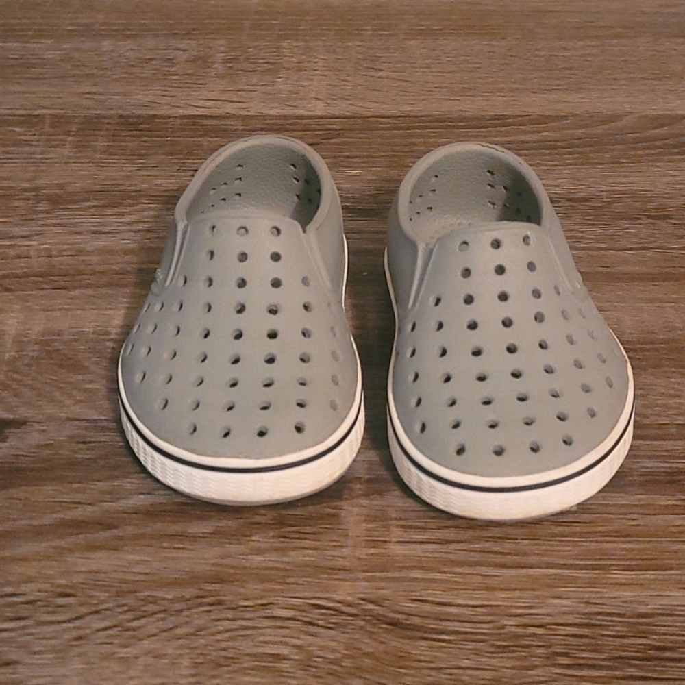 Gently Used, Gray, Native Shoes